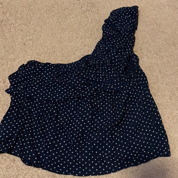 American Eagle Off the Shoulder Crop Top - Picture 2 of 4